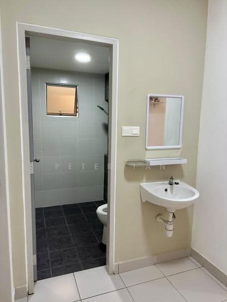 Apartment for Rent at D'Cerrum Apartment - Peter Tan - Bathroom - PropertyGuru.com.my