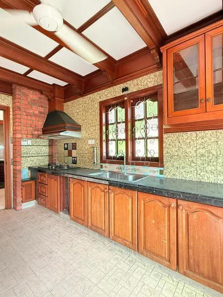 Rumah Banglo untuk Dijual di Tanjung Bungah (Penang) - Alice Ooi - Kitchen - PropertyGuru.com.my