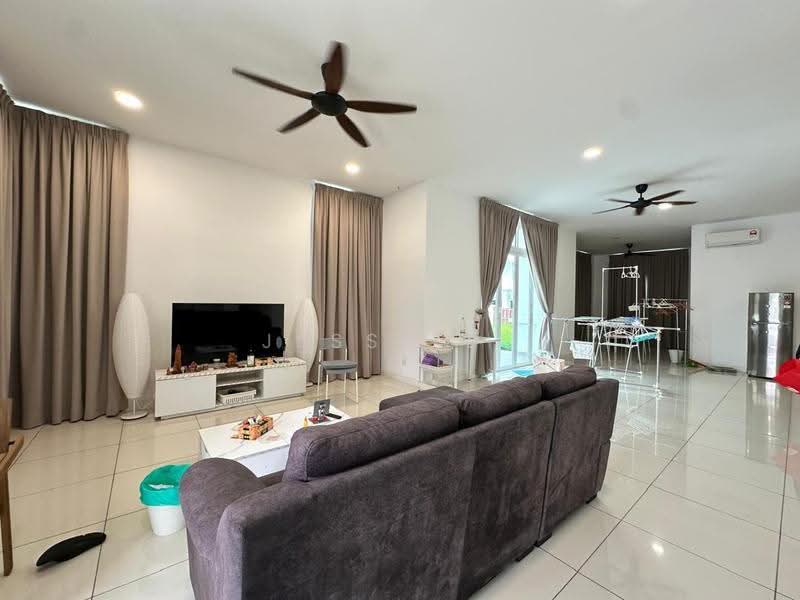 Semi-Detached House for Rent in Setia Eco Park (Setia Alam) - Jess Tee - Living Room - PropertyGuru.com.my