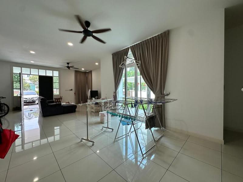 Semi-Detached House for Rent in Setia Eco Park (Setia Alam) - Jess Tee - Living Room - PropertyGuru.com.my