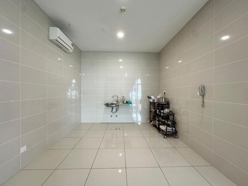 Semi-Detached House for Rent in Setia Eco Park (Setia Alam) - Jess Tee - Kitchen - PropertyGuru.com.my