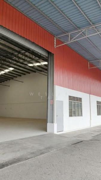 Kilang untuk Disewa di Kawasan Perindustrian Bukit Rambai (Bukit Rambai) - Wesley Tan - Exterior - PropertyGuru.com.my