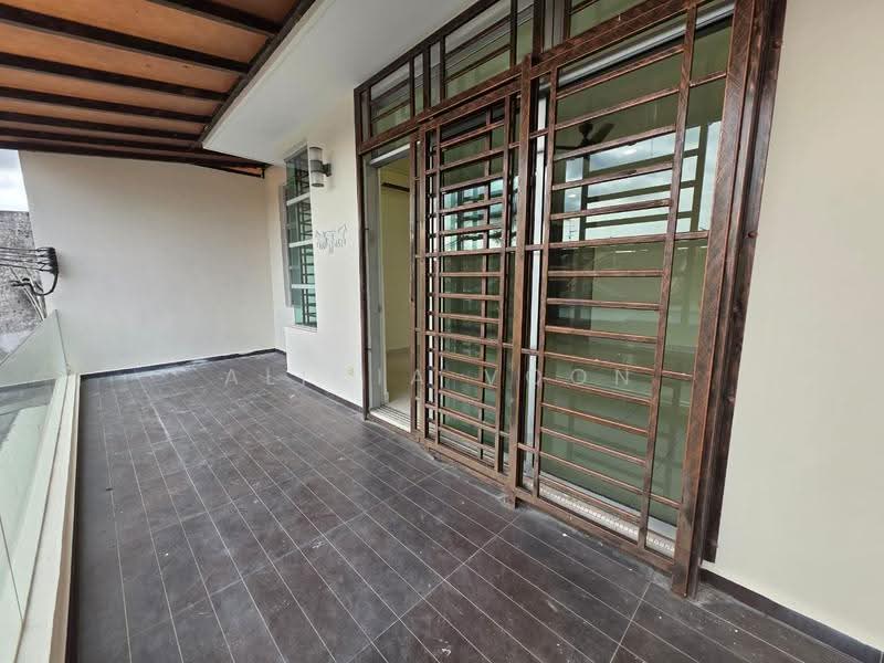 2-storey Terraced House for Rent in Taman Bestari Indah (Ulu Tiram) - Alicia Voon - Balcony - PropertyGuru.com.my