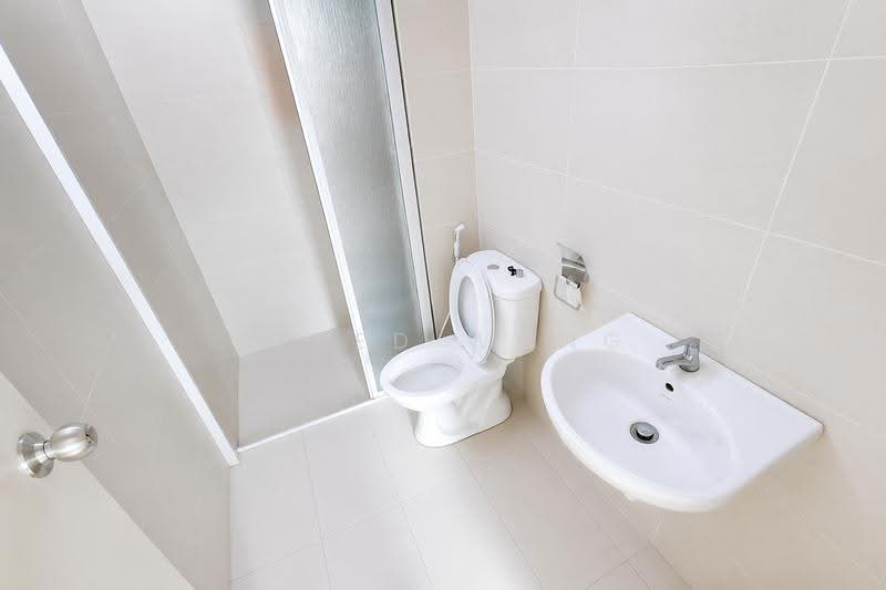 Rumah Teres 2-Tingkat untuk Disewa di Cyberjaya (Selangor) - Jared Wong - Bathroom - PropertyGuru.com.my