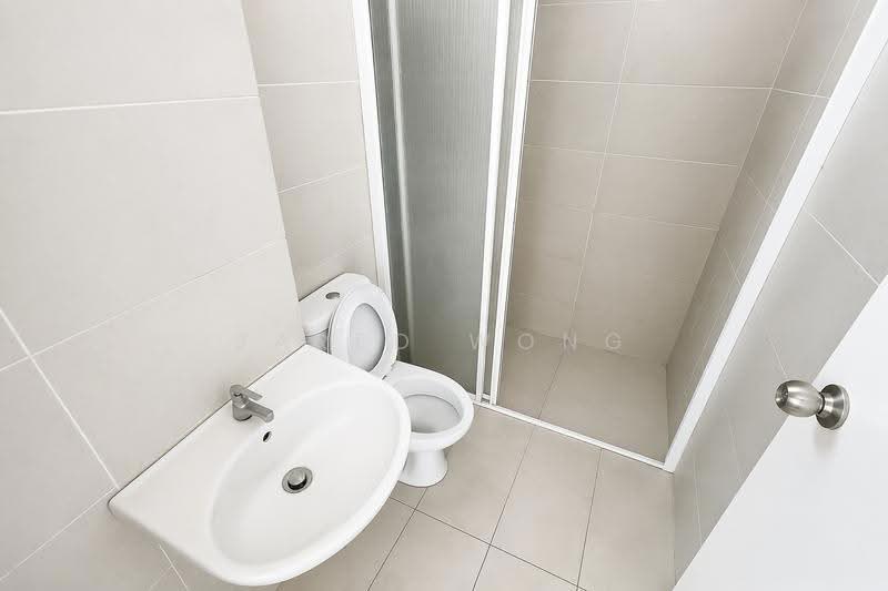Rumah Teres 2-Tingkat untuk Disewa di Cyberjaya (Selangor) - Jared Wong - Bathroom - PropertyGuru.com.my