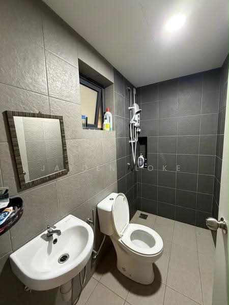 Kondominium untuk Disewa di Sky Awani Residensi 4 - Jayden Loke - Bathroom - PropertyGuru.com.my