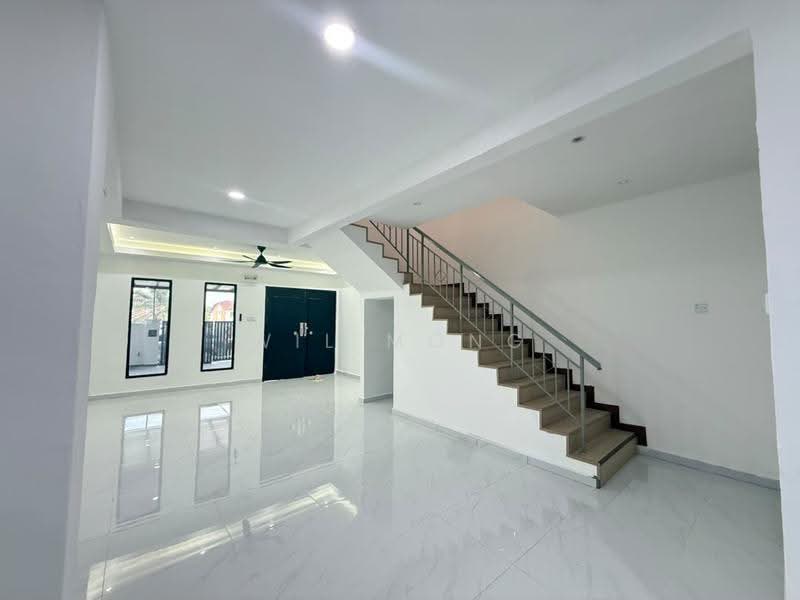 2-storey Terraced House for Sale in Kelapa Sawit (Kulai) - Wil Mong - Living Room - PropertyGuru.com.my