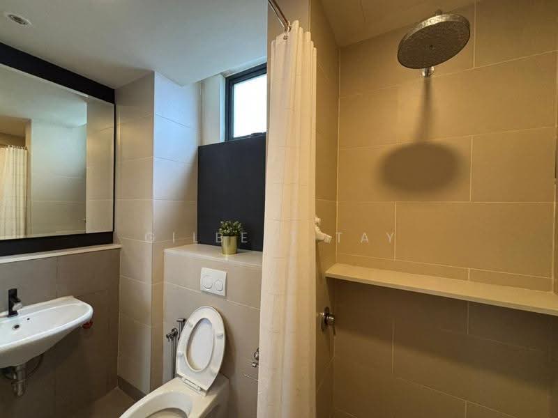 Service Residence for Sale at Tamarind Suites - Gilbert Tay - Bathroom - PropertyGuru.com.my