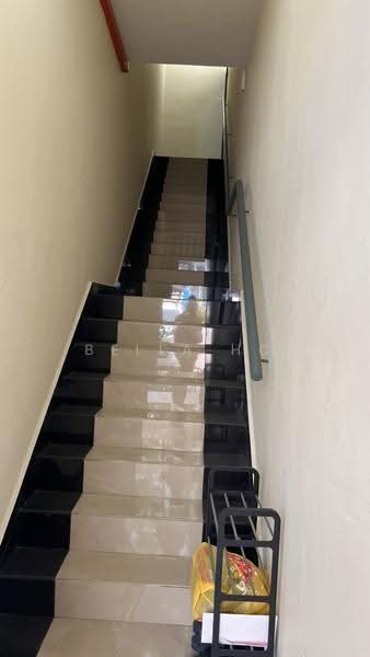 Shop for Sale in Taman Lagenda Putra (Kulai) - Bella Ho - Corridor - PropertyGuru.com.my