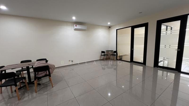 Shop for Sale in Taman Lagenda Putra (Kulai) - Bella Ho - Interior - PropertyGuru.com.my