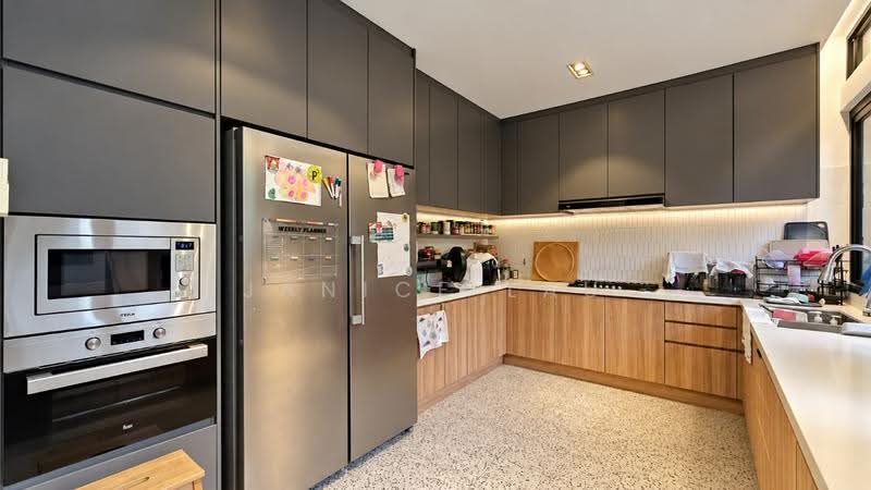 Semi-Detached House for Sale in Lake Fields (Sungai Besi) - Janice Lau - Kitchen - PropertyGuru.com.my