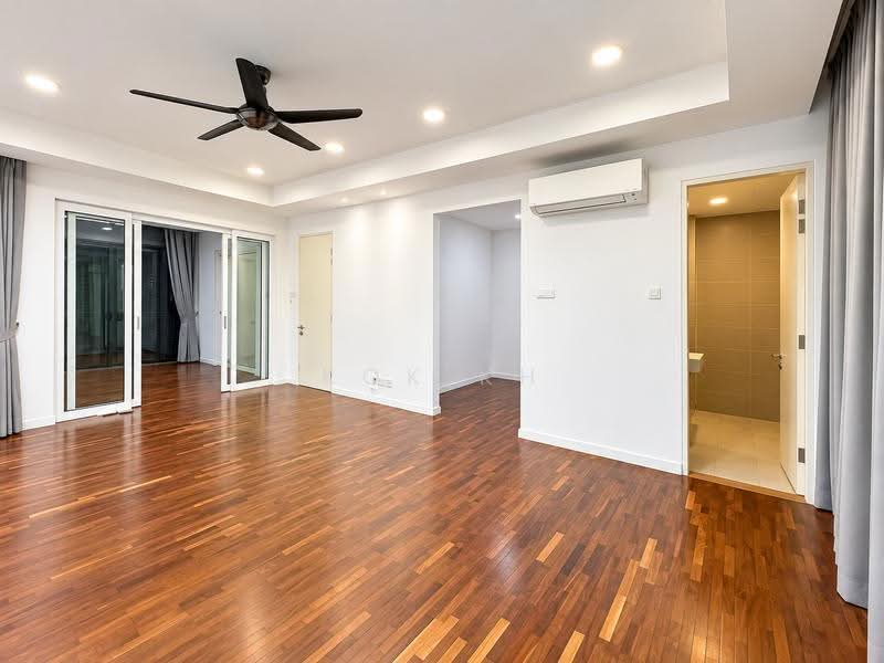 3-storey Terraced House for Sale in Lake Fields (Sungai Besi) - Kok KH - Living Room - PropertyGuru.com.my