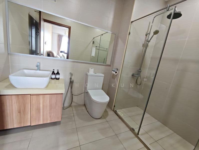 Kediaman Servis untuk Dijual di Grandview 360 - U Hon Kun - Bathroom - PropertyGuru.com.my