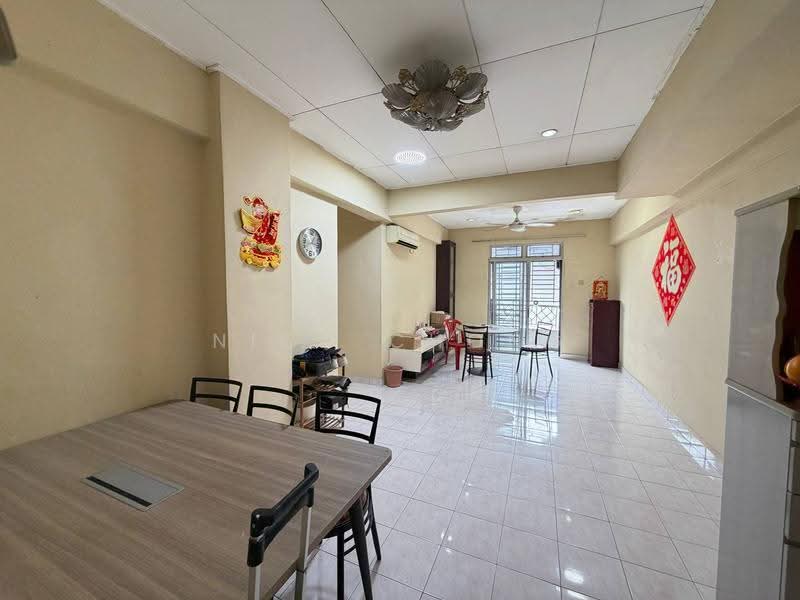 Apartment for Sale at Bayu Puteri 2 - Nico Chong - Living Room - PropertyGuru.com.my
