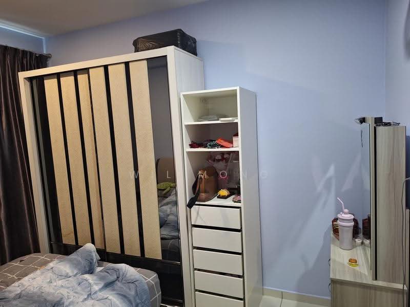 Kediaman Servis untuk Dijual di D'Secret Garden (Pangsapuri Kempas Indah) - Wil Mong - Bedroom - PropertyGuru.com.my