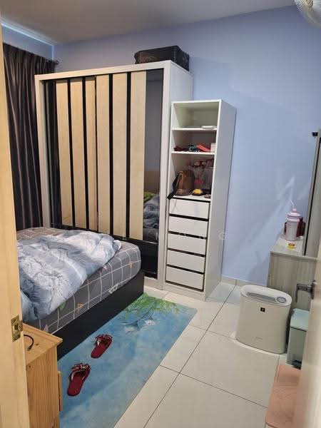 Kediaman Servis untuk Dijual di D'Secret Garden (Pangsapuri Kempas Indah) - Wil Mong - Bedroom - PropertyGuru.com.my