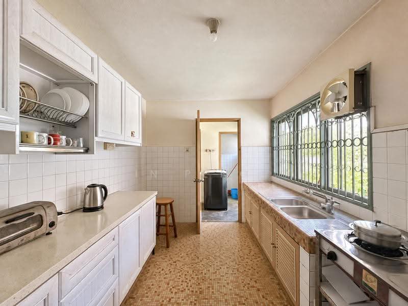 Rumah Banglo untuk Dijual di Taman Tun Dr Ismail (Kuala Lumpur) - Yin Peng . - Kitchen - PropertyGuru.com.my