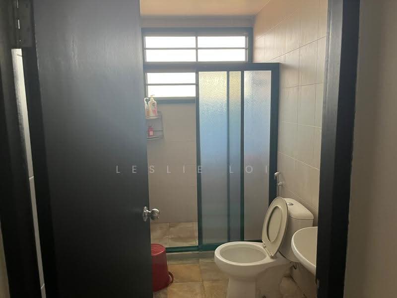 2-storey Terraced House for Sale in Matang (Kuching) - Leslie Loi - Bathroom - PropertyGuru.com.my
