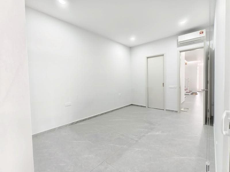 Cluster House for Sale in Taman Ekoflora (Johor Bahru) - Janice . - Interior - PropertyGuru.com.my