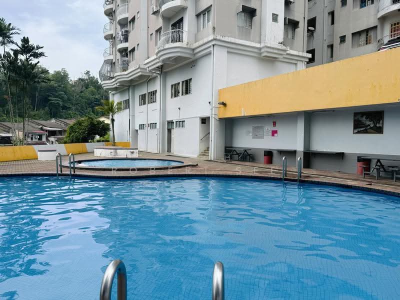 Condominium for Rent at Gardenia Court - Robert See - Exterior - PropertyGuru.com.my