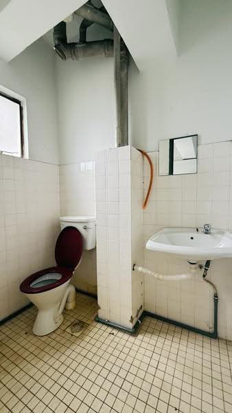 Condominium for Rent at Gardenia Court - Robert See - Bathroom - PropertyGuru.com.my