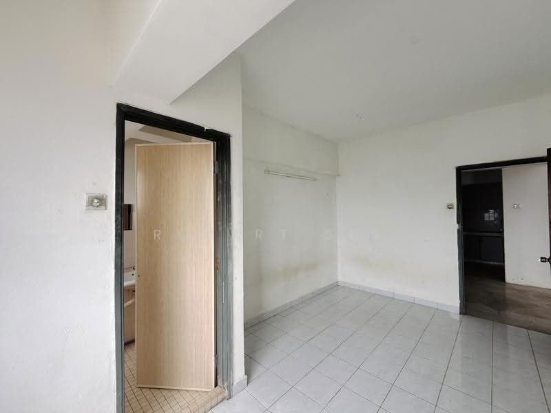 Condominium for Rent at Gardenia Court - Robert See - Interior - PropertyGuru.com.my