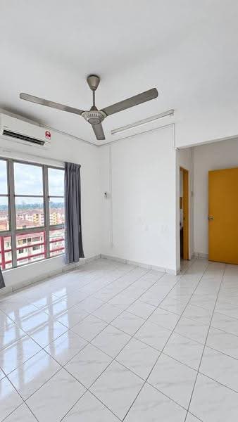 Apartment for Sale at Intana Ria - Mohd Ridzuan - Living Room - PropertyGuru.com.my
