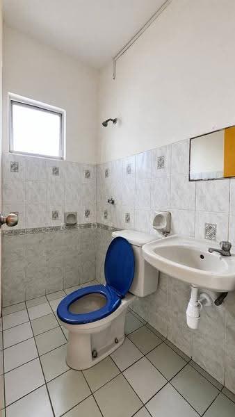 Apartment for Sale at Intana Ria - Mohd Ridzuan - Bathroom - PropertyGuru.com.my