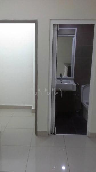 Kediaman Servis untuk Dijual di The Loft @ ZetaPark - Yanny Siow - Bathroom - PropertyGuru.com.my