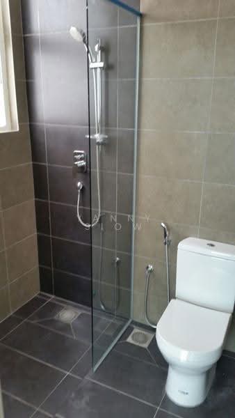 Kediaman Servis untuk Dijual di The Loft @ ZetaPark - Yanny Siow - Bathroom - PropertyGuru.com.my