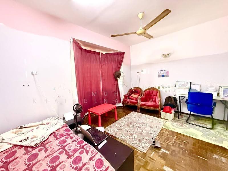 2-storey Terraced House for Sale in Seksyen 8 (Bangi) - Muhd Khairulnawawi Kamaruddin - Study - PropertyGuru.com.my