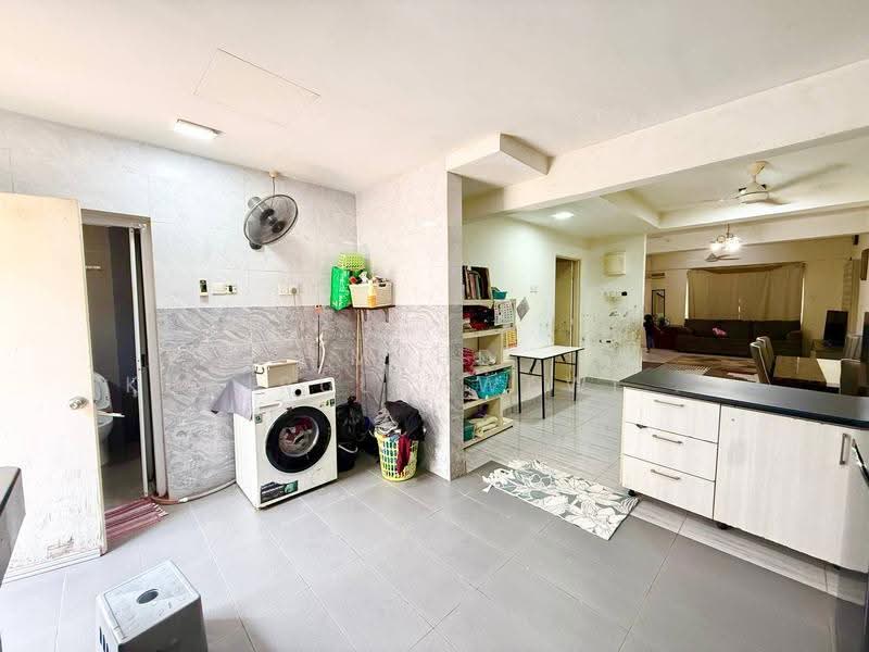2-storey Terraced House for Sale in Seksyen 8 (Bangi) - Muhd Khairulnawawi Kamaruddin - Kitchen - PropertyGuru.com.my