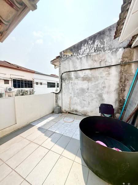 2-storey Terraced House for Sale in Seksyen 8 (Bangi) - Muhd Khairulnawawi Kamaruddin - Balcony - PropertyGuru.com.my