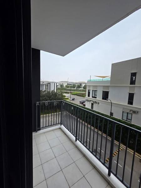 Kediaman Servis untuk Disewa di Huni @ Eco Ardence - Abby Woo - Balcony - PropertyGuru.com.my
