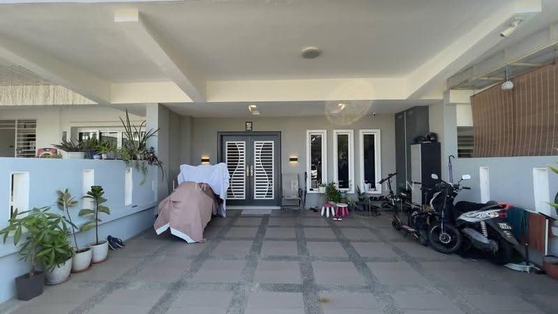 2-storey Terraced House for Sale in TTDI Grove (Kajang) - Hilmi Ariffin - Exterior - PropertyGuru.com.my