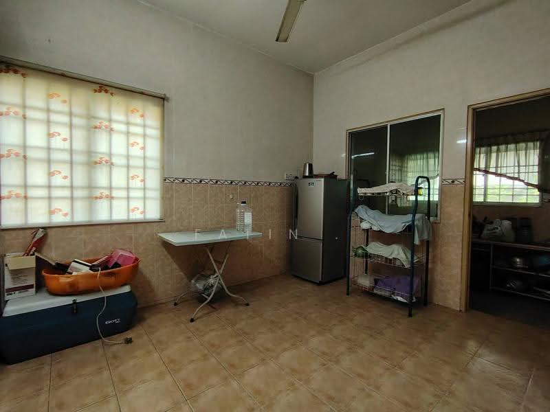 Semi-Detached House for Sale in Gerbang Meru Indah (Ipoh) - Fatin . - Kitchen - PropertyGuru.com.my
