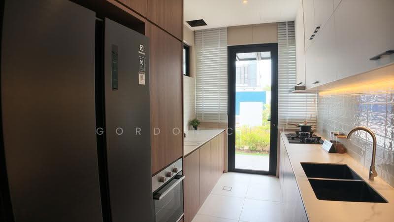 Cluster House for Sale in Senibong (Permas Jaya) - Gordon Chai - Kitchen - PropertyGuru.com.my