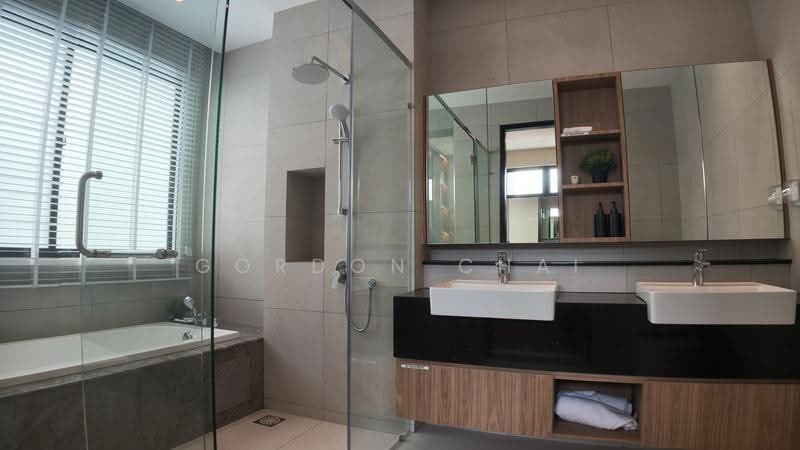 Cluster House for Sale in Senibong (Permas Jaya) - Gordon Chai - Bathroom - PropertyGuru.com.my