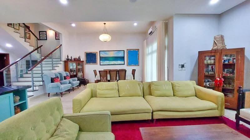 Zero-Lot Bungalow for Sale in Ampang (Selangor) - Muhd Khairulnawawi Kamaruddin - Living Room - PropertyGuru.com.my