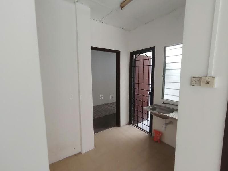 Kedai / Pejabat untuk Disewa di Desa Aman Puri (Kepong) - Jesse Lee - PropertyGuru.com.my