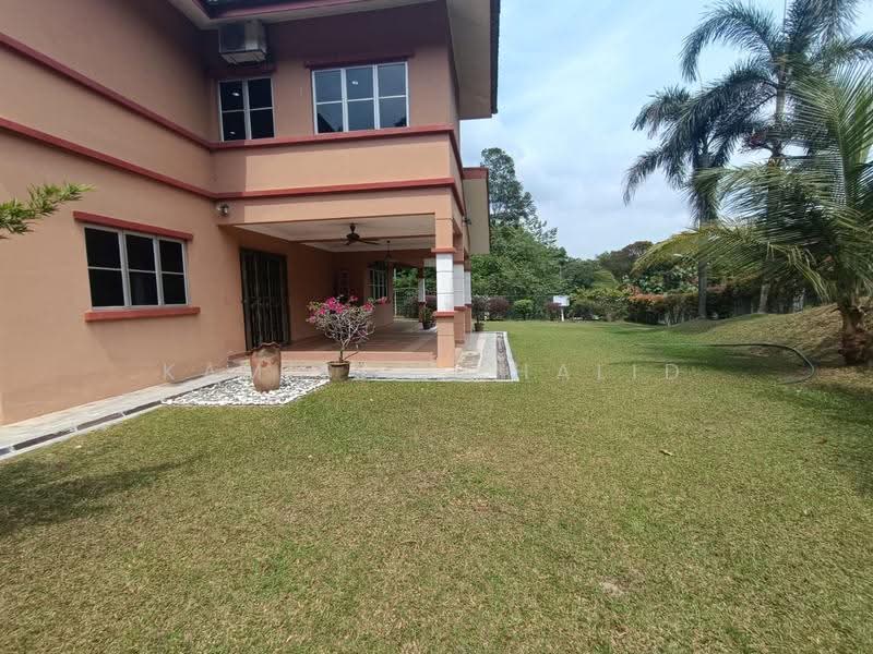 Bungalow House for Sale in Sungai Buloh (Selangor) - Kamisah Khalid - Exterior - PropertyGuru.com.my