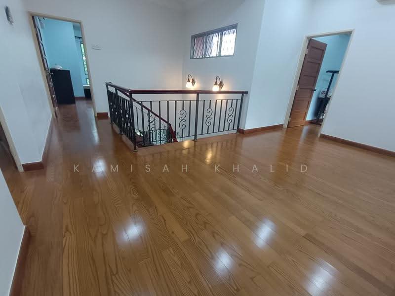 Bungalow House for Sale in Sungai Buloh (Selangor) - Kamisah Khalid - Corridor - PropertyGuru.com.my