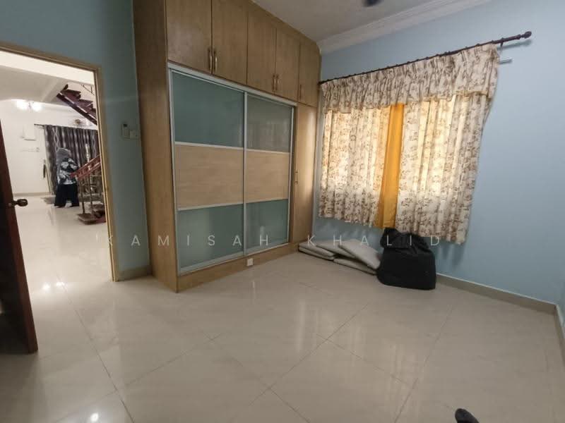 Bungalow House for Sale in Sungai Buloh (Selangor) - Kamisah Khalid - Interior - PropertyGuru.com.my