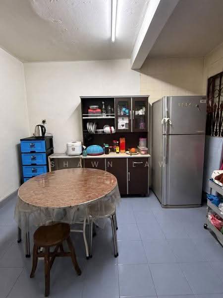 Rumah Teres 2-Tingkat untuk Disewa di Taman Johor Jaya (Johor Bahru) - Shawn Law - Kitchen - PropertyGuru.com.my