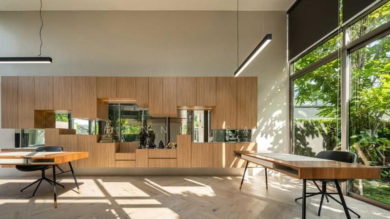 Rumah Berkembar untuk Dijual di Sungai Besi (Seri Kembangan) - Dennis Saw - Study - PropertyGuru.com.my