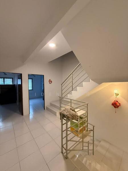 Rumah Teres 2.5-Tingkat untuk Dijual di Taman Scientex Pasir Gudang (Pasir Gudang) - Iden Tan - Interior - PropertyGuru.com.my