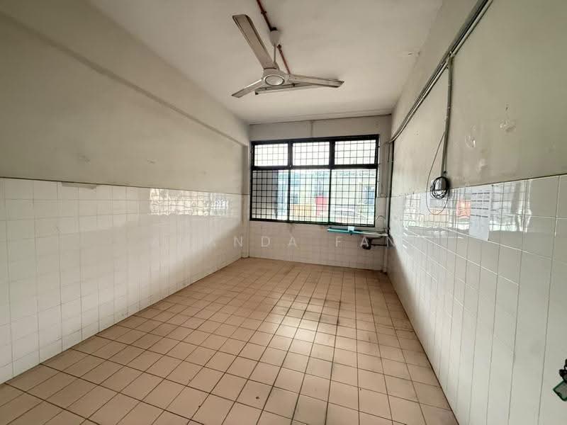 Semi-D Factory for Rent in Kawasan Perindustrian Sri Rapat (Ipoh) - Amanda Fan - Interior - PropertyGuru.com.my