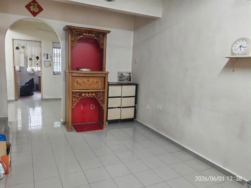 2-storey Terraced House for Sale in Taman Muhibbah (Kulai) - Iden Tan - Living Room - PropertyGuru.com.my