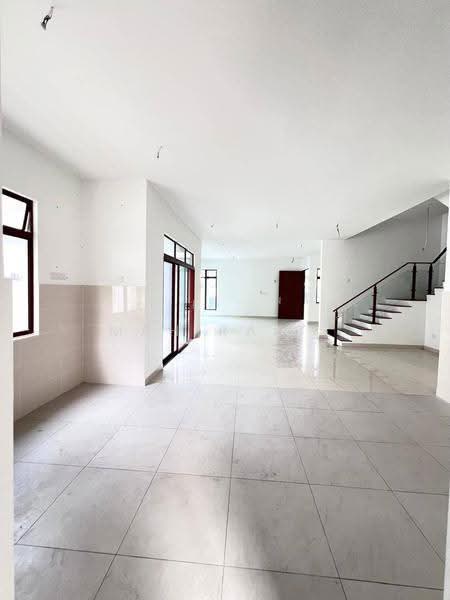 Semi-Detached House for Sale in Bandar Baru Bangi (Selangor) - Mahirah . - Living Room - PropertyGuru.com.my