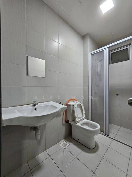 Kediaman Servis untuk Disewa di Meridin Bayvue Serviced Apartment - Alex How - PropertyGuru.com.my